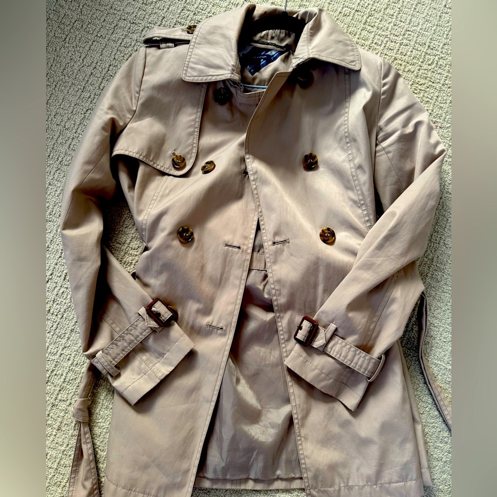 Tommy Hillfiger trench coat 🧥
